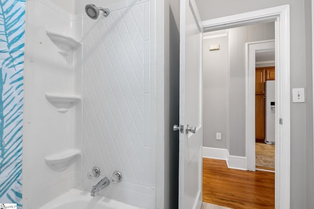 1706 Park Dr, Anderson, SC 29625 - full bath featuring shower / bath combo and wood finished floors