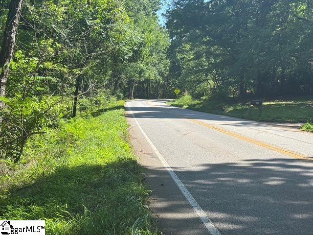 Berry Shoals Rd, Duncan, SC 29334