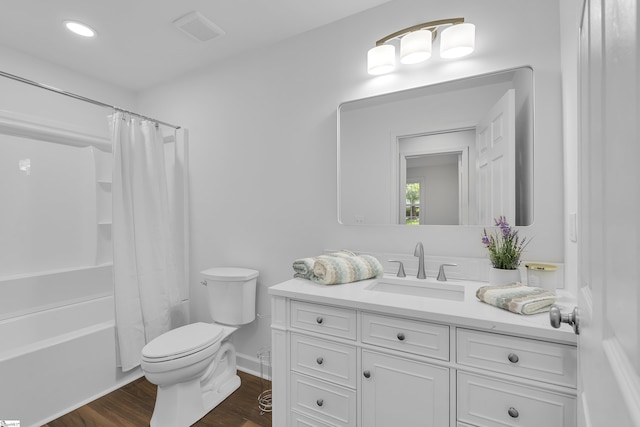 505 E Hackney Rd, Greer, SC 29650 - full bathroom featuring vanity, wood finished floors, shower / tub combo, and recessed lighting