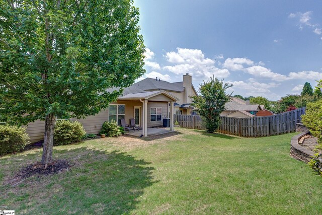27 Dandie Dr, Simpsonville, SC 29680 - view of yard featuring a patio