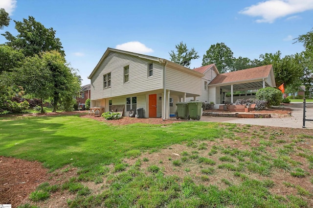 260 Riggs Dr, Clemson, SC 29631 - rear view of house featuring a yard