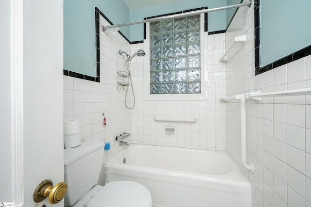 306 Mcdaniel Ave, Greenville, SC 29601 - full bath with tile walls and bathtub / shower combination