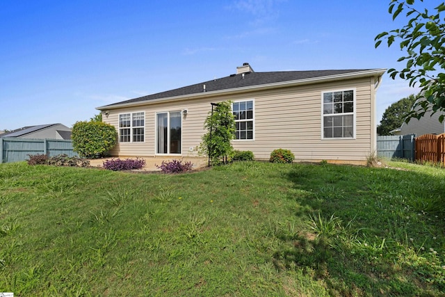 29 Parkgate Ct, Simpsonville, SC 29680 - back of property with a chimney