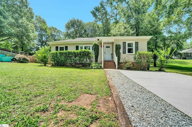 226 Mariposa Cir, Anderson, SC 29621 - ranch-style home featuring driveway