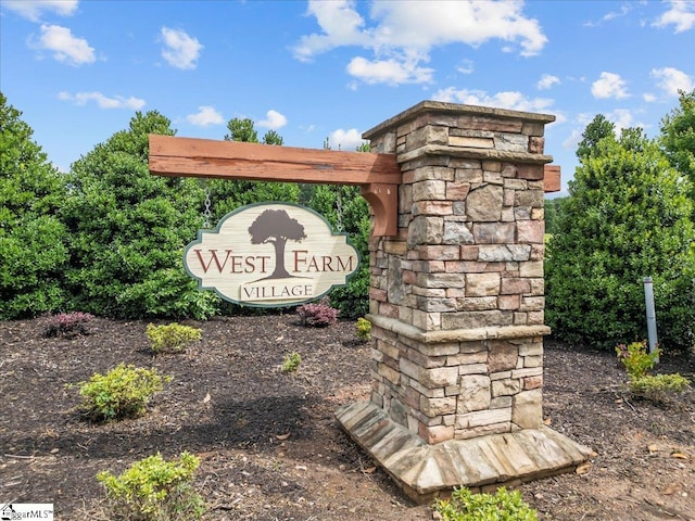 228 Holstein Ct, Fountain Inn, SC 29644 - view of community / neighborhood sign