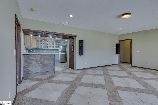 450 Johnson Ave, Anderson, SC 29621 - spare room with recessed lighting and a smoke detector