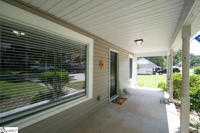112 Garrison St, Easley, SC 29640 - view of covered porch