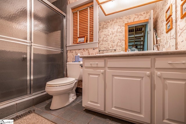 512 Doe Run, Pickens, SC 29671 - full bath with wallpapered walls, vanity, an enclosed shower, and a wainscoted wall
