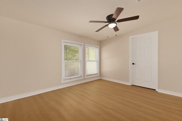 301 Thornwood Dr, Taylors, SC 29687 - unfurnished room featuring wood finished floors and ceiling fan