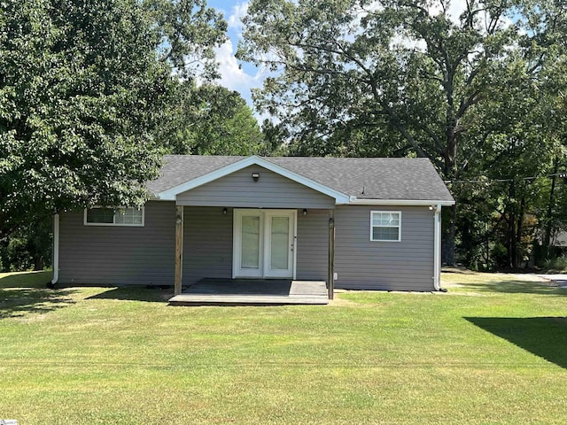 18 Maywood Dr, Taylors, SC 29687 - view of front of house with a front lawn, a porch, and a shingled roof