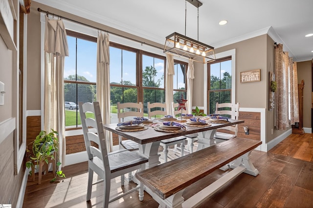 515 Herman Brooks Rd, Belton, SC 29627 - dining area with ornamental molding, a chandelier, hardwood / wood-style flooring, and recessed lighting