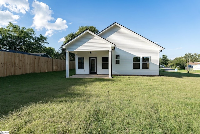 166 Dunbar St, Wellford, SC 29385 - view of front of property with a ceiling fan and a patio area