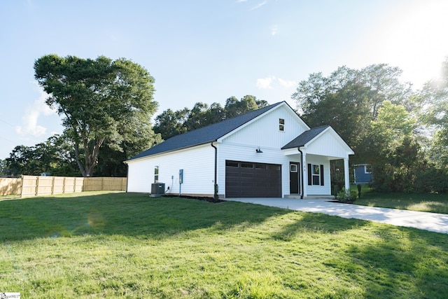 166 Dunbar St, Wellford, SC 29385 - view of front of property featuring a garage and driveway