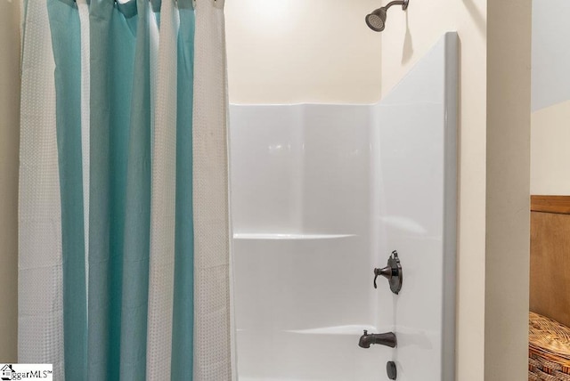 215 Serenity Bay Dr, Seneca, SC 29672 - bathroom with shower / bath combo