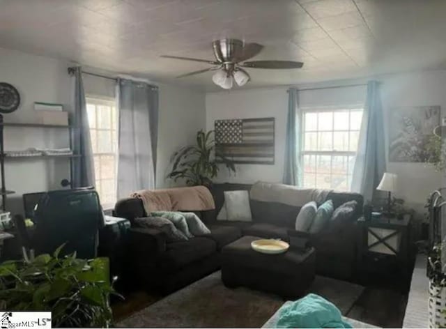 749 E Main St, Laurens, SC 29360
