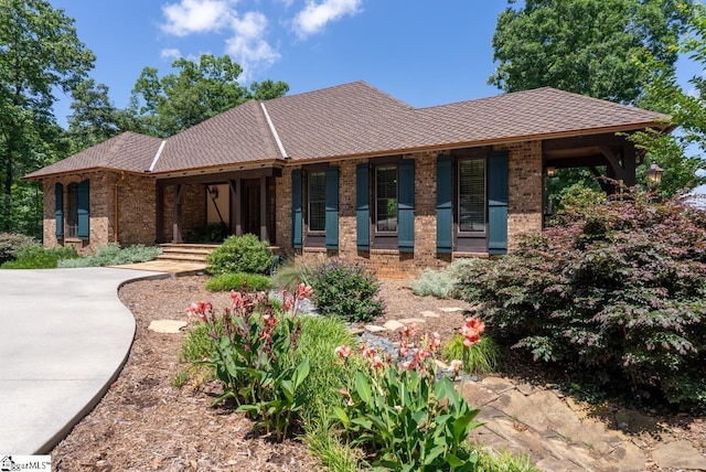 337 Knox Campground Rd, Seneca, SC 29672 - single story home featuring brick siding and a porch