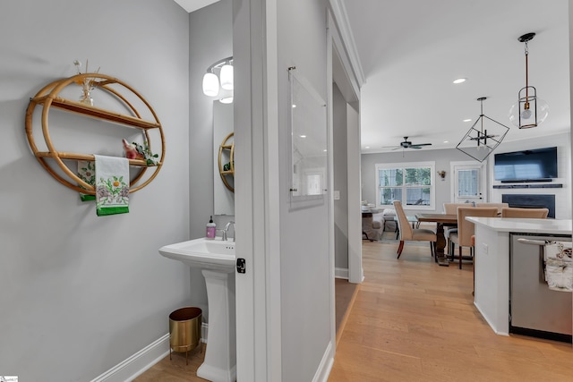 209 Pinckney St, Greenville, SC 29601 - bathroom with ceiling fan, recessed lighting, and wood finished floors