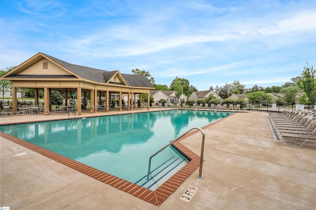144 Caledonia Dr, Easley, SC 29642 - community pool with a patio area
