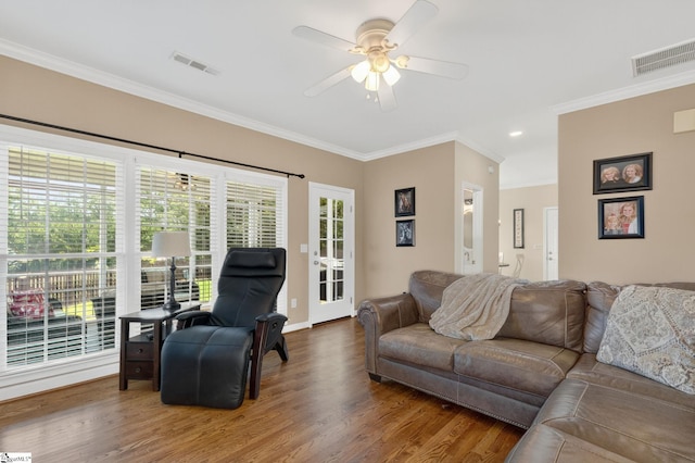 3 Promontory Ct, Greenville, SC 29615 - living area with wood finished floors, crown molding, a ceiling fan, and recessed lighting