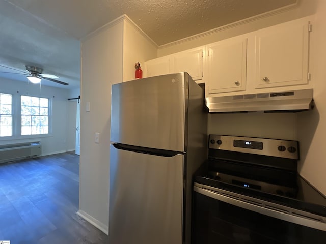 107 Feldman Dr, Easley, SC 29640 - kitchen featuring stainless steel appliances, under cabinet range hood, a ceiling fan, white cabinets, and dark wood-style floors