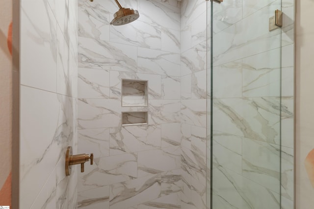 304 Waterford Fall Way, Simpsonville, SC 29681 - full bath with a marble finish shower