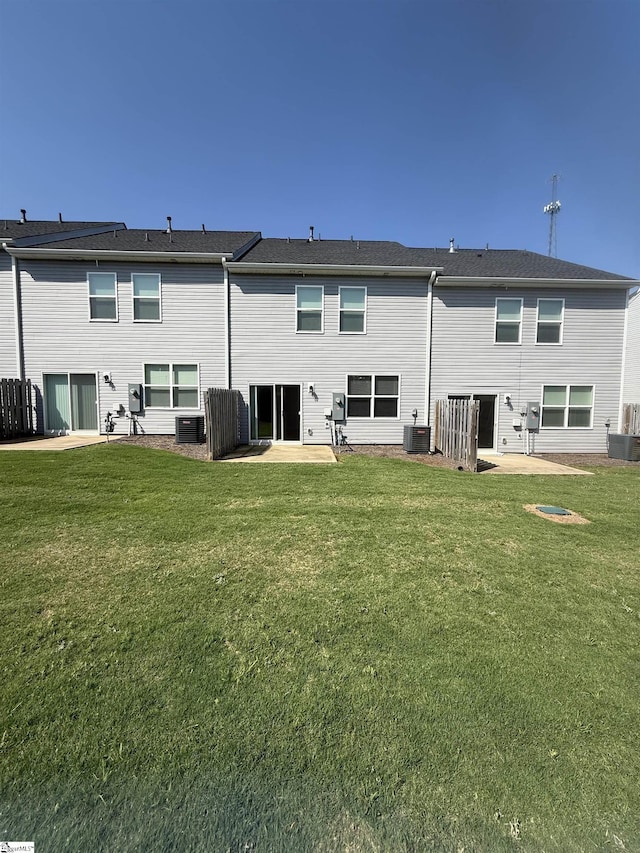 158 Clingstone Trl, Duncan, SC 29334 - rear view of property with a yard