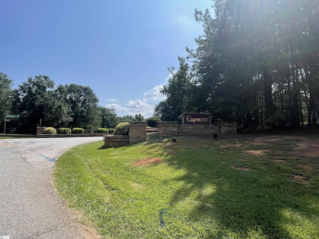 461 Overlook Dr, Fair Play, SC 29643