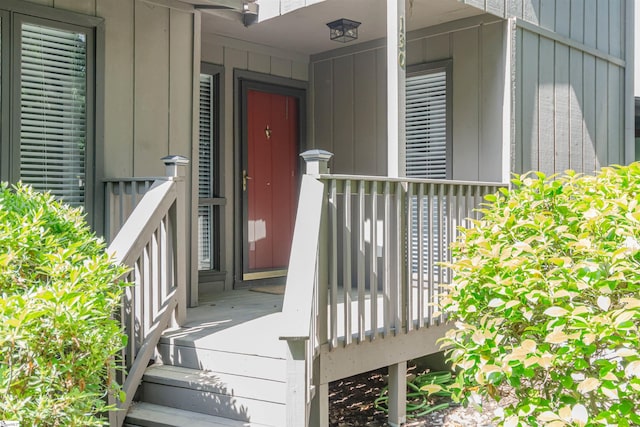 130 Inglewood Way, Greenville, SC 29615 - property entrance featuring board and batten siding