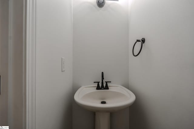 101 Clearbrook Ct, Greer, SC 29650 - bathroom featuring a sink