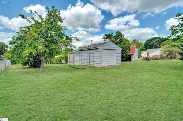 302 Douglas St, Laurens, SC 29360 - view of yard featuring a storage shed