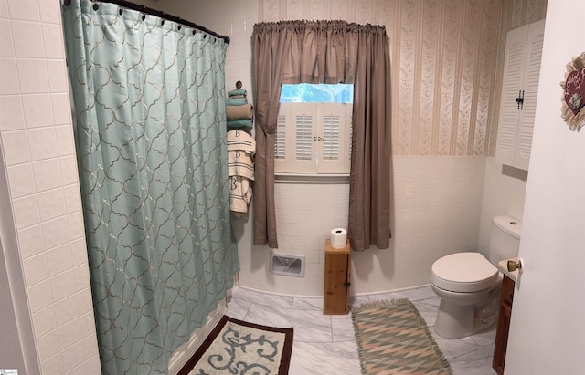 228 Styles Rd, Taylors, SC 29687 - bathroom featuring wallpapered walls and a shower with shower curtain