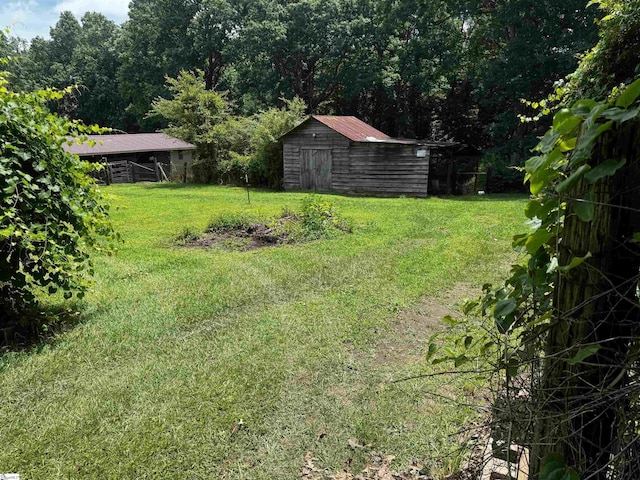228 Styles Rd, Taylors, SC 29687 - view of green lawn featuring a shed