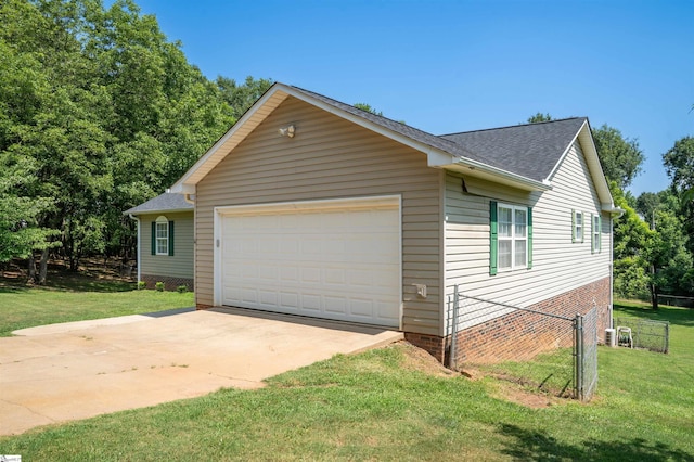 262 Bagwell Dr, Pauline, SC 29374 - view of front facade featuring roof with shingles and a garage