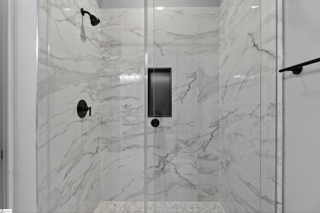 107 Toney Creek Rd, Belton, SC 29627 - full bath with a marble finish shower