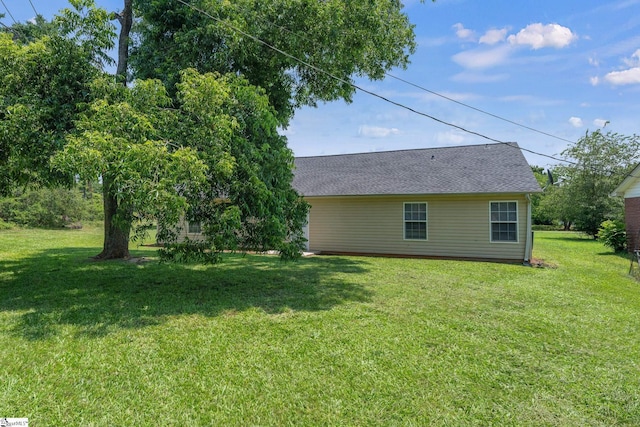 196 Reedy Fork Rd, Greenville, SC 29605 - back of property with a yard