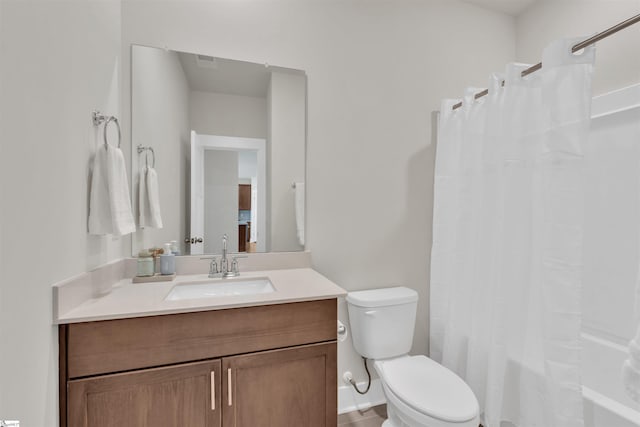 6 Shorncliffe Rd, Simpsonville, SC 29680 - full bath with vanity and shower / bath combination with curtain