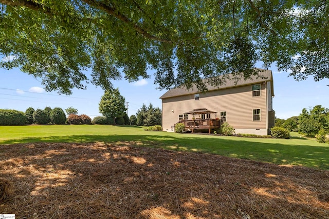 202 Princeton Dr, Duncan, SC 29334 - view of grassy yard featuring a wooden deck and a gazebo