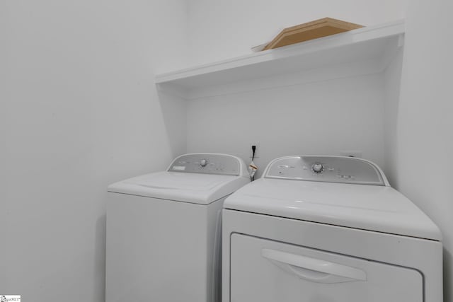 317 R C Thompson Rd, Chesnee, SC 29323 - washroom with separate washer and dryer