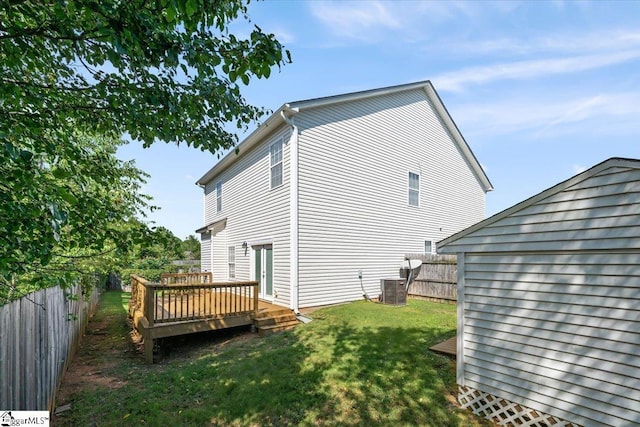 114 Eagles View Ct, Easley, SC 29642 - back of property with a fenced backyard and a deck