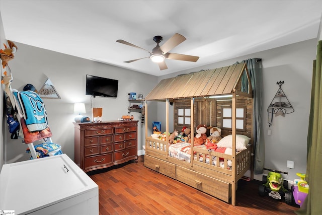 301 Ridgecrest Dr, Easley, SC 29640 - bedroom with wood finished floors and a ceiling fan