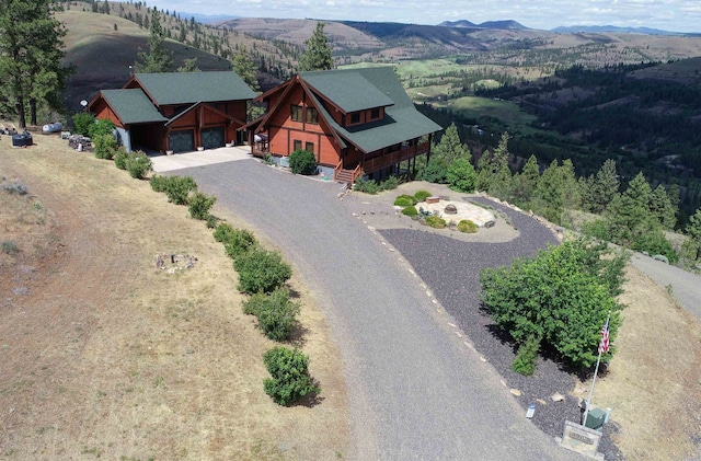 bird's eye view featuring a mountain view