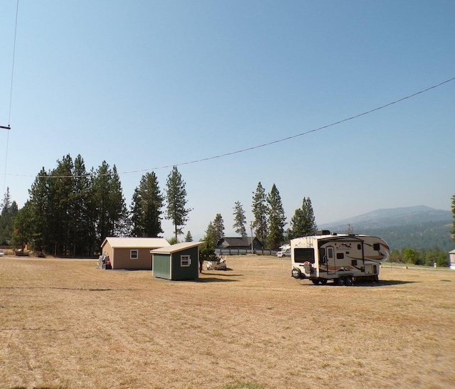 Listing photo 3 for 1332A Peachcrest Rd, Kettle Falls WA 99141