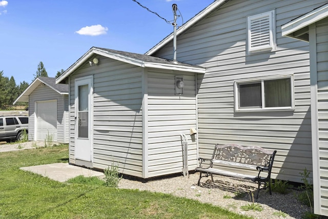 exterior space with a lawn