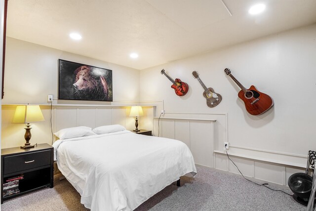 view of carpeted bedroom