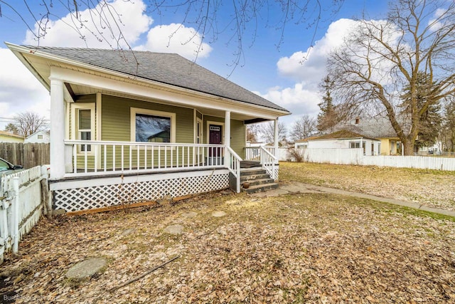 bungalow-style house with covered porch