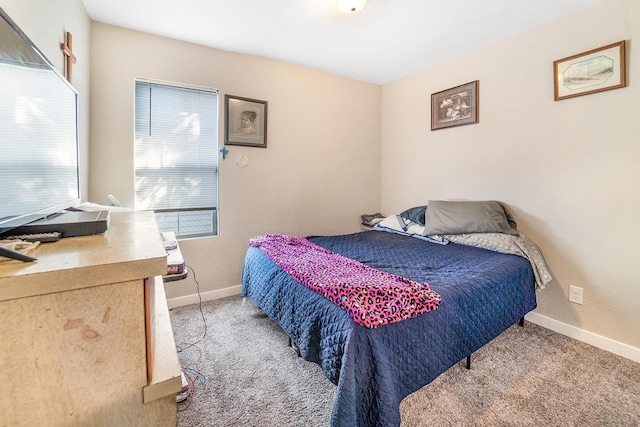 2213 E E Gordon Ave, Spokane, WA 99207 - bedroom featuring carpet floors and baseboards