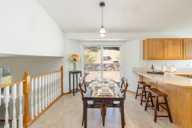 dining space with a wealth of natural light