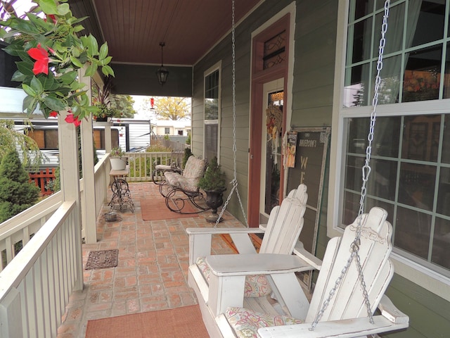 view of patio / terrace with covered porch