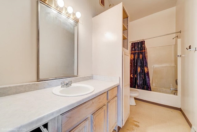 full bathroom featuring toilet, shower / bathtub combination with curtain, and vanity