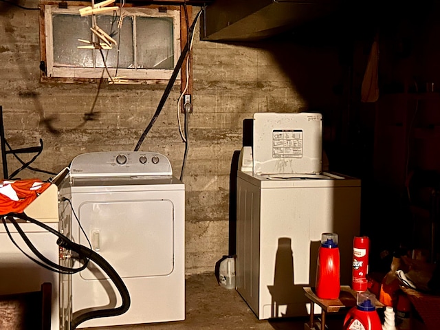 view of clothes washing area